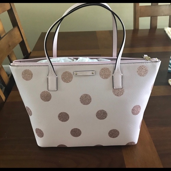 kate spade Handbags - NWT Kate Spade Bag